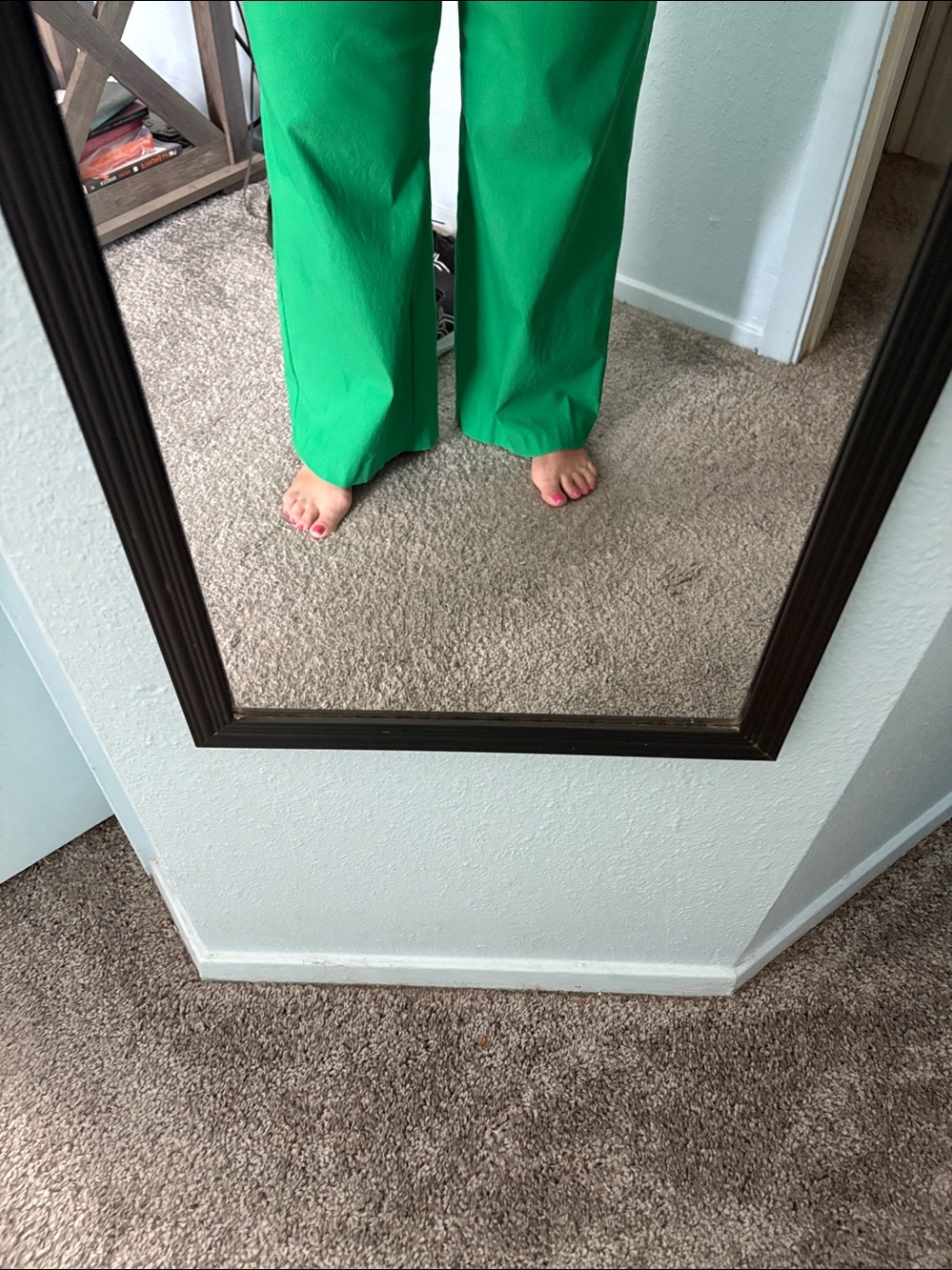 Jules & Leopold Bright Green Wide-Leg Pants - Picture 11 of 11